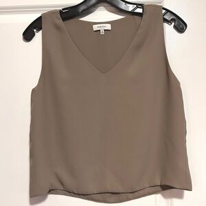 Aritzia Babaton Murphy sleeveless blouse shirt top